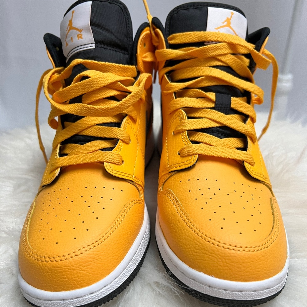 Air Jordan 1 Mid (GS)